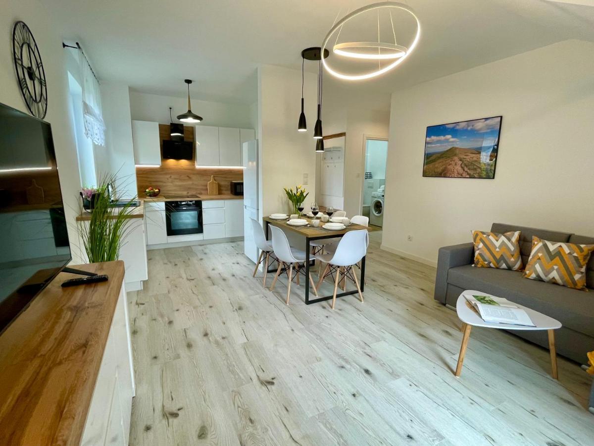 Apartament Jak Marzenie Устшики Долне Екстериор снимка